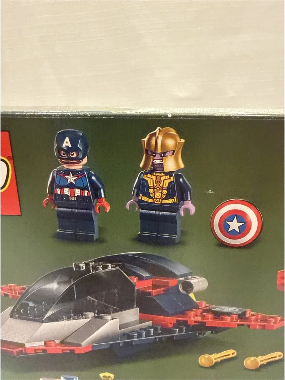 LEGO® Marvel Captain America vs. Thanos 76319